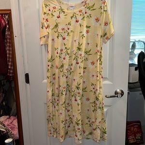 LuLaRoe yellow flower dress. No holes or stains